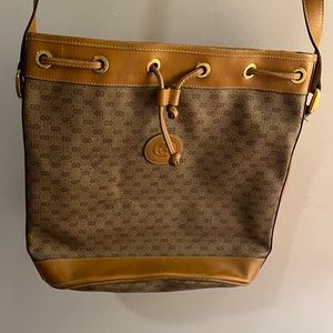 Vintage Gucci cross body authentic